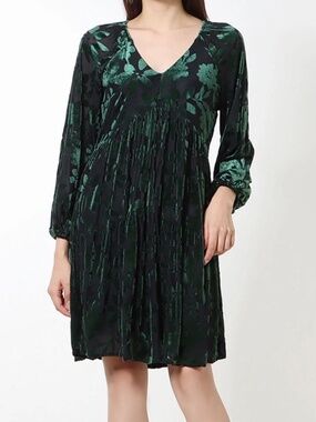 Taylor Emerald Green Floral Velvet Burnout Vneck Tiered Babydoll Mini Dress Sz 8
